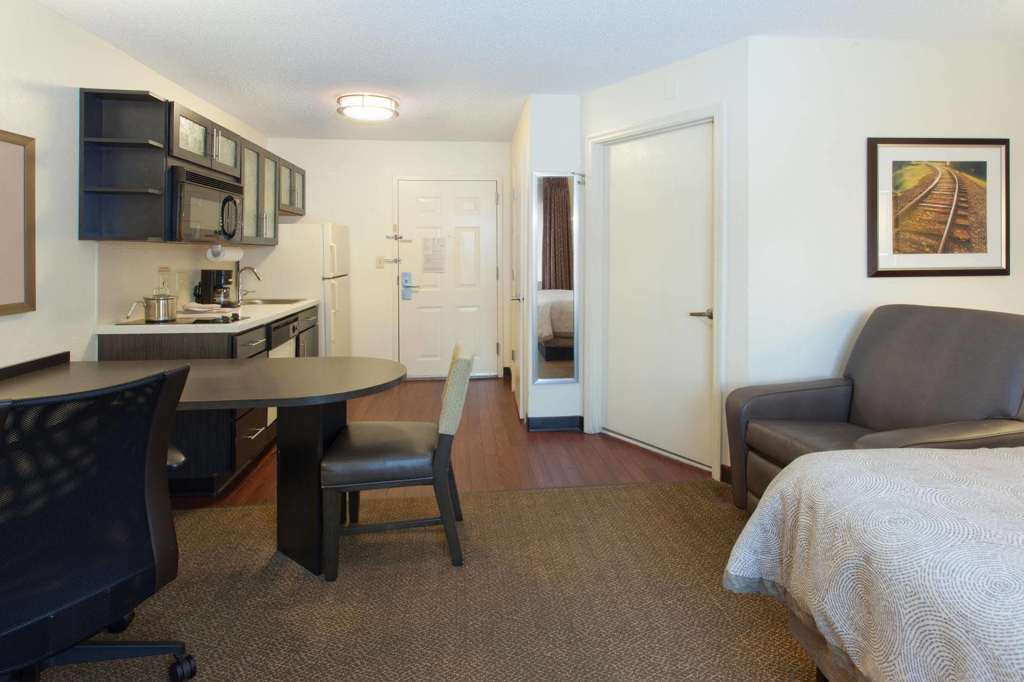 Sonesta Simply Suites Columbus Airport Gahanna Ngoại thất bức ảnh